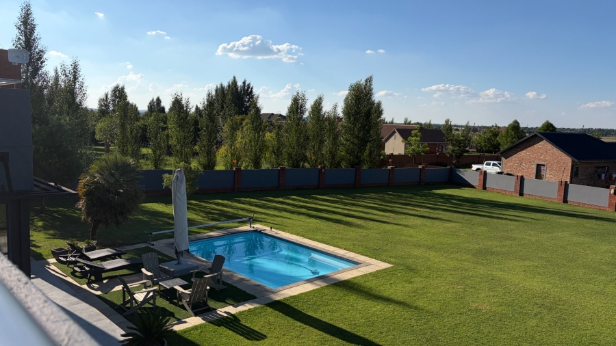 4 Bedroom Property for Sale in Grimbeeck Park North West